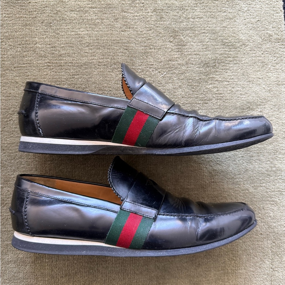 Gucci Black Leather Men’s Loafers with Green & Red Web - Picture 2 of 12